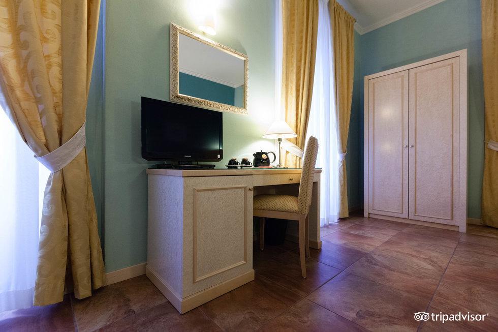 Hotel Belvedere Verbania Ngoại thất bức ảnh