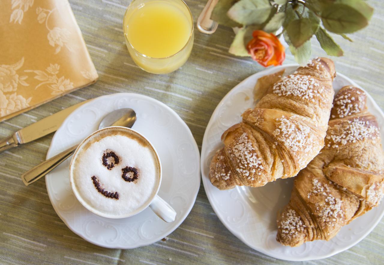 Hotel Belvedere Verbania Ngoại thất bức ảnh